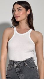 Lorenza Τοπ